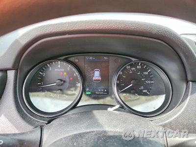 Zdjęcie 9 z 12 samochodu: 2018 NISSAN ROGUE S VIN:5N1AT2MV7JC718797 - miniatura