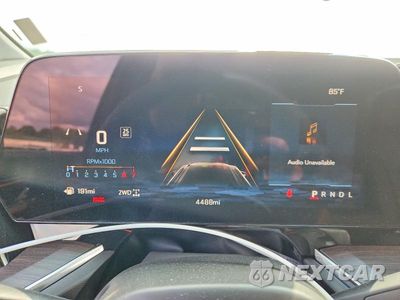 Zdjęcie 9 z 13 samochodu: 2026 CHEVROLET SUBURBAN K1500 LT VIN:1GNS6CKD4TR352921 - miniatura