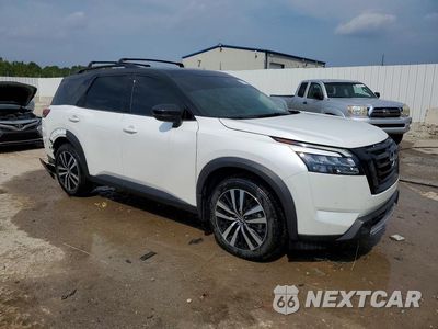 Czwarte zdjęcie samochodu z boku: 2025 NISSAN PATHFINDER PLATINUM VIN:5N1DR3DK2SC245545 - miniatura