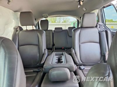 Zdjęcie 10 z 13 samochodu: 2020 HONDA ODYSSEY EXL VIN:5FNRL6H79LB005786 - miniatura