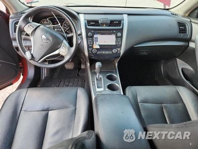 Zdjęcie 8 z 12 samochodu: 2013 NISSAN ALTIMA 2.5 VIN:1N4AL3AP1DC288629 - miniatura