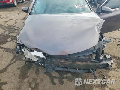 Zdjęcie 11 z 12 samochodu: 2016 TOYOTA CAMRY HYBRID XLE VIN:4T1BD1FK9GU199477 - miniatura