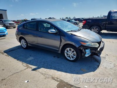 Czwarte zdjęcie samochodu z boku: 2011 HONDA INSIGHT EX VIN:JHMZE2H7XBS006237 - miniatura