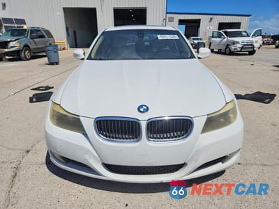 Piąte zdjęcie samochodu w środku: 2009 BMW 3ER I SULEV VIN:WBAPH53509A435746 - miniatura