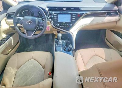 Zdjęcie 8 z 13 samochodu: 2020 TOYOTA CAMRY LE VIN:4T1C11AK7LU925741 - miniatura