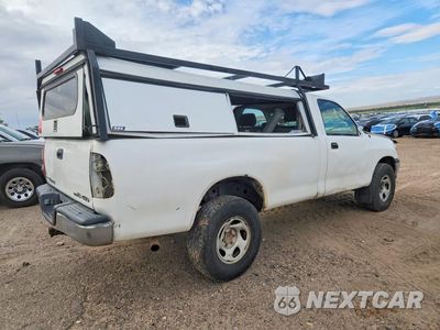 Trzecie zdjęcie samochodu z tyłu: 2005 TOYOTA TUNDRA BASE VIN:5TBKT42105S464934 - miniatura