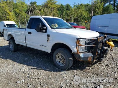 Czwarte zdjęcie samochodu z boku: 2019 FORD F250 SUPER DUTY VIN:1FTBF2BT3KEC41065 - miniatura