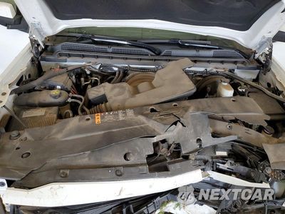 Zdjęcie 11 z 12 samochodu: 2018 CHEVROLET SILVERADO K1500 LT VIN:3GCUKREC3JG382153 - miniatura