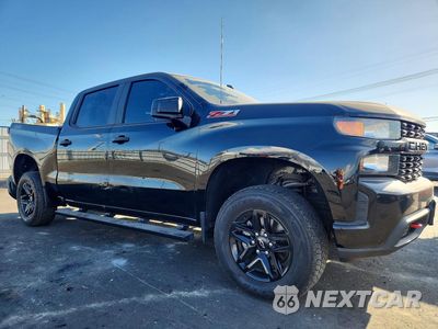 Czwarte zdjęcie samochodu z boku: 2019 CHEVROLET SILVERADO K1500 TRAIL BOSS CUSTOM VIN:3GCPYCEF2KG231261 - miniatura