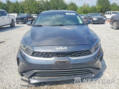 Piąte zdjęcie samochodu w środku: 2022 KIA FORTE FE VIN:3KPF24AD4NE502800 - miniatura