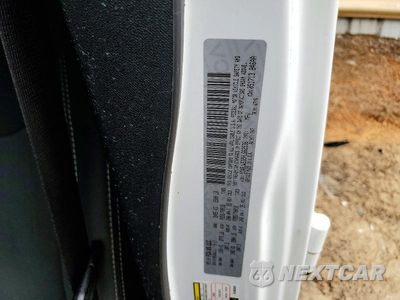 Zdjęcie 13 z 13 samochodu: 2017 JEEP WRANGLER UNLIMITED SAHARA VIN:1C4BJWEG5HL662536 - miniatura