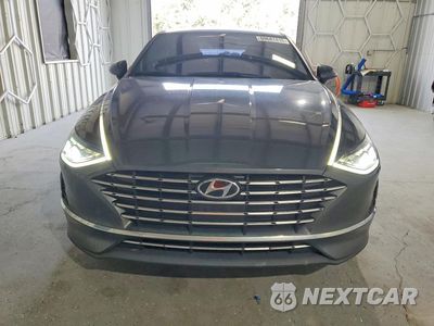 Piąte zdjęcie samochodu w środku: 2023 HYUNDAI SONATA HYBRID BLUE VIN:KMHL24JJXPA078033 - miniatura