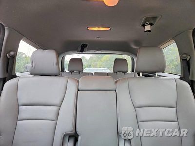Zdjęcie 10 z 13 samochodu: 2017 HONDA PILOT EXL VIN:5FNYF6H52HB025578 - miniatura