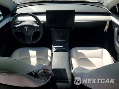 Zdjęcie 8 z 12 samochodu: 2023 TESLA MODEL Y VIN:7SAYGDEE6PF900409 - miniatura