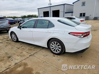 Drugie zdjęcie samochodu z przodu: 2018 TOYOTA CAMRY LE VIN:4T1B11HK6JU664777 - miniatura