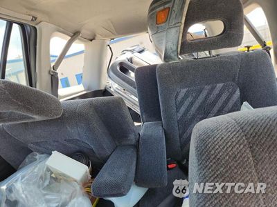 Zdjęcie 10 z 13 samochodu: 2001 HONDA CR-V LX VIN:JHLRD28431C005324 - miniatura