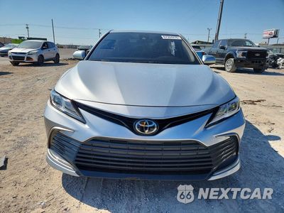 Piąte zdjęcie samochodu w środku: 2023 TOYOTA CAMRY LE VIN:4T1C11AK4PU093314 - miniatura