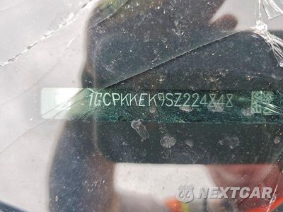 Zdjęcie 12 z 12 samochodu: 2025 CHEVROLET SILVERADO K1500 LT-L VIN:1GCPKKEK9SZ224848 - miniatura