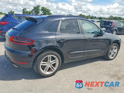 Trzecie zdjęcie samochodu z tyłu: 2017 PORSCHE MACAN VIN:WP1AA2A58HLB07393 - miniatura