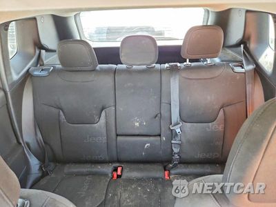 Zdjęcie 10 z 13 samochodu: 2015 JEEP RENEGADE LATITUDE VIN:ZACCJABT4FPB21642 - miniatura