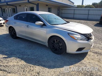 Czwarte zdjęcie samochodu z boku: 2018 NISSAN ALTIMA 2.5 S VIN:1N4AL3AP0JC247095 - miniatura