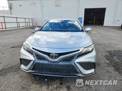 Piąte zdjęcie samochodu w środku: 2023 TOYOTA CAMRY SE VIN:4T1G11AK5PU114933 - miniatura
