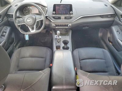 Zdjęcie 8 z 12 samochodu: 2019 NISSAN ALTIMA S VIN:1N4BL4BV6KC220024 - miniatura
