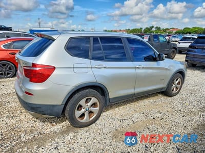 Trzecie zdjęcie samochodu z tyłu: 2011 BMW X3 XDRIVE28I VIN:5UXWX5C51BLW13643 - miniatura
