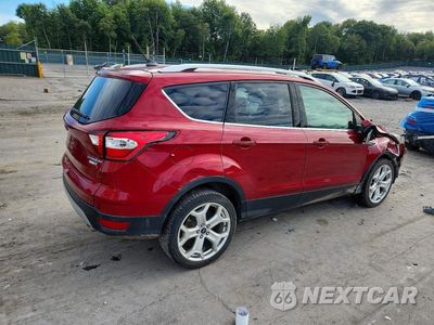 Trzecie zdjęcie samochodu z tyłu: 2019 FORD ESCAPE TITANIUM VIN:1FMCU9J94KUA85659 - miniatura