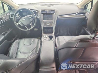 Zdjęcie 8 z 13 samochodu: 2017 FORD FUSION TITANIUM VIN:3FA6P0D90HR273455 - miniatura