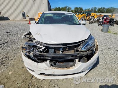 Piąte zdjęcie samochodu w środku: 2018 NISSAN SENTRA SV VIN:3N1AB7AP5JL633250 - miniatura