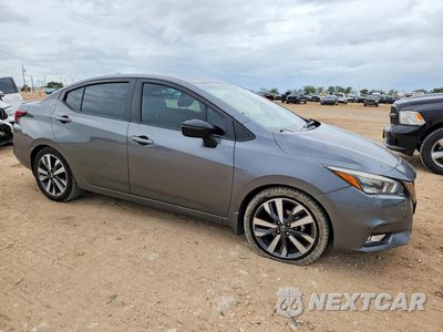 Czwarte zdjęcie samochodu z boku: 2020 NISSAN VERSA SR VIN:3N1CN8FV2LL801555 - miniatura