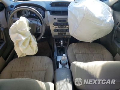 Zdjęcie 8 z 12 samochodu: 2010 FORD FOCUS SE VIN:1FAHP3FN1AW107775 - miniatura