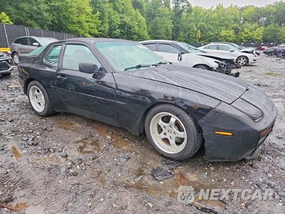 Czwarte zdjęcie samochodu z boku: 1986 PORSCHE 944 VIN:WP0AA0951GN152348 - miniatura