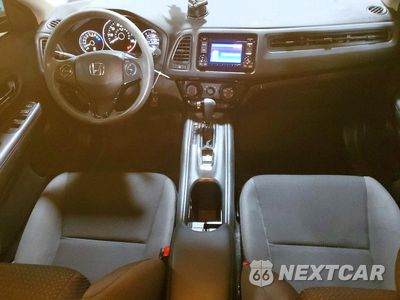 Zdjęcie 8 z 13 samochodu: 2022 HONDA HR-V LX VIN:3CZRU6H31NM711248 - miniatura