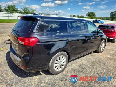 Trzecie zdjęcie samochodu z tyłu: 2017 KIA SEDONA EX VIN:KNDMC5C19H6273022 - miniatura