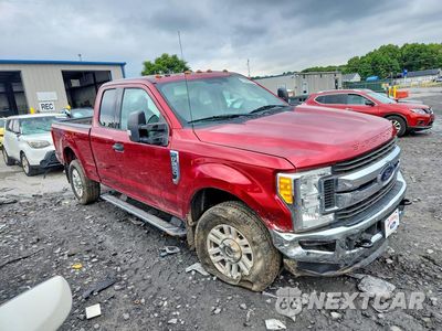 Czwarte zdjęcie samochodu z boku: 2017 FORD F250 SUPER DUTY VIN:1FT7X2B69HEF42039 - miniatura