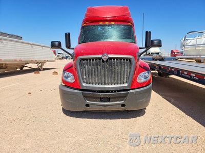 Piąte zdjęcie samochodu w środku: 2020 INTERNATIONAL LT625 SEMI TRUCK VIN:3HSDZAPR2LN869140 - miniatura