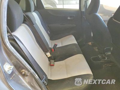 Zdjęcie 10 z 13 samochodu: 2012 TOYOTA YARIS 5-DOOR LE VIN:JTDKTUD38CD536946 - miniatura