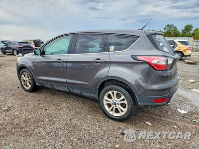 Drugie zdjęcie samochodu z przodu: 2017 FORD ESCAPE SE VIN:1FMCU0GD9HUD44047 - miniatura
