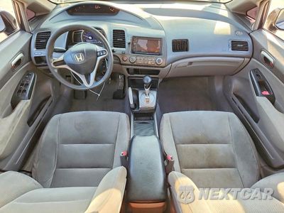 Zdjęcie 8 z 12 samochodu: 2009 HONDA CIVIC LX VIN:2HGFA16559H362271 - miniatura