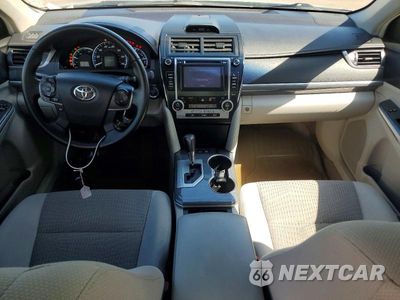 Zdjęcie 8 z 12 samochodu: 2012 TOYOTA CAMRY HYBRID XLE VIN:4T1BD1FK7CU033677 - miniatura