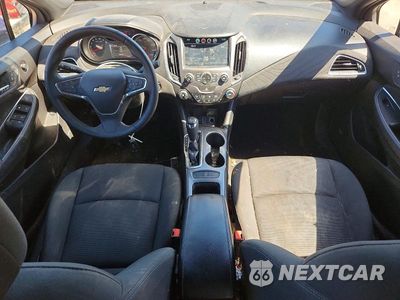 Zdjęcie 8 z 12 samochodu: 2016 CHEVROLET CRUZE LT VIN:1G1BE5SM5G7266793 - miniatura