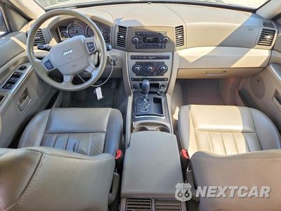 Zdjęcie 8 z 13 samochodu: 2007 JEEP GRAND CHEROKEE LAREDO VIN:1J8GR48K57C681078 - miniatura