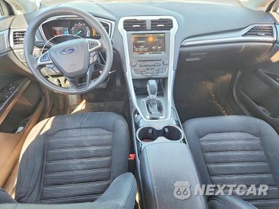 Zdjęcie 8 z 12 samochodu: 2016 FORD FUSION SE VIN:1FA6P0H75G5102453 - miniatura