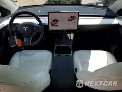 Zdjęcie 8 z 13 samochodu: 2023 TESLA MODEL Y VIN:7SAYGAEE8PF801427 - miniatura