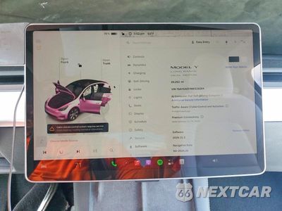 Zdjęcie 9 z 14 samochodu: 2022 TESLA MODEL Y VIN:7SAYGAEE9NF539284 - miniatura