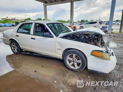 Czwarte zdjęcie samochodu z boku: 2011 FORD CROWN VICTORIA POLICE INTERCEPTOR VIN:2FABP7BV8BX114442 - miniatura