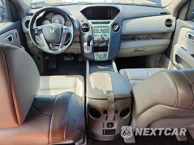 Zdjęcie 8 z 14 samochodu: 2011 HONDA PILOT TOURING VIN:5FNYF4H9XBB087311 - miniatura