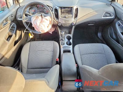 Zdjęcie 8 z 12 samochodu: 2019 CHEVROLET CRUZE LT VIN:1G1BE5SM3K7104315 - miniatura